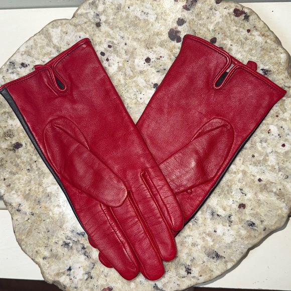 ECHO Black and Red Perforated Soft Buttery Leather Riding Gloves Size XL - Picture 4 of 16